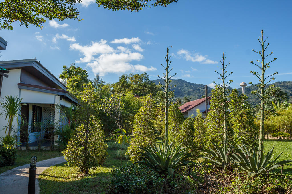 Baan Armeen Cottage Bang Tao Plajı Dış mekan fotoğraf